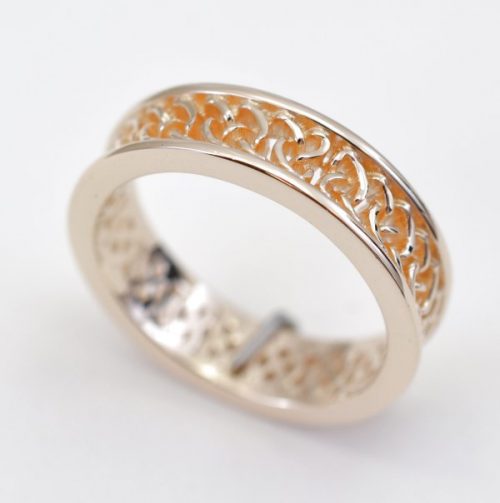 5.5mm Celtic Knot Band in 14k Yellow Gold